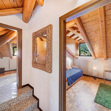 Mansarda Fra Monte E Lago Apartment Esino Lario Exterior photo