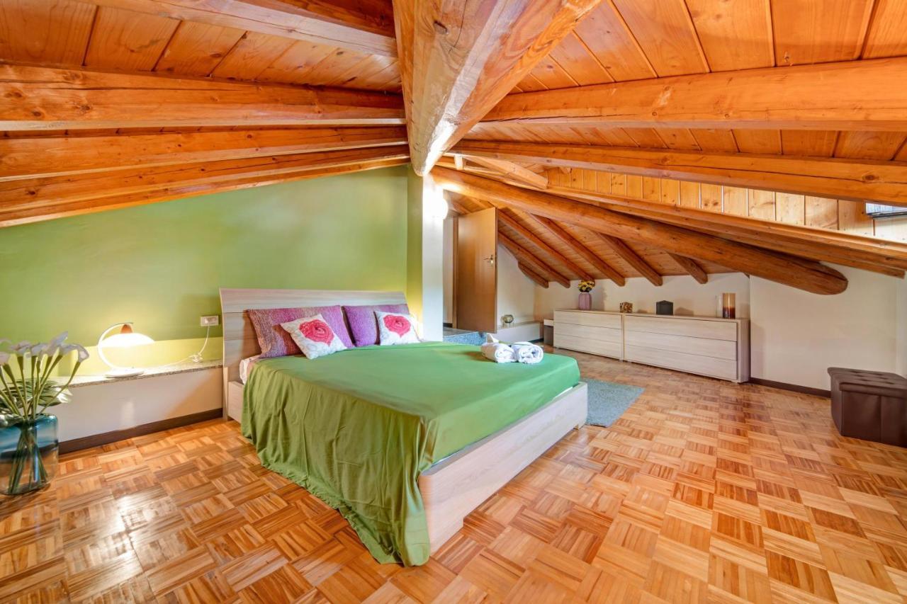 Mansarda Fra Monte E Lago Apartment Esino Lario Exterior photo
